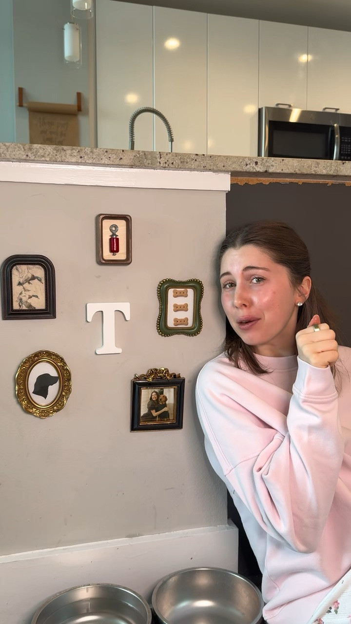 my favorite area of my apartment 🤍 finally able to make my little dog gallery wall 💙 everything is from amazon!

#LTKHome #LTKvlog #LTKdayinmylife