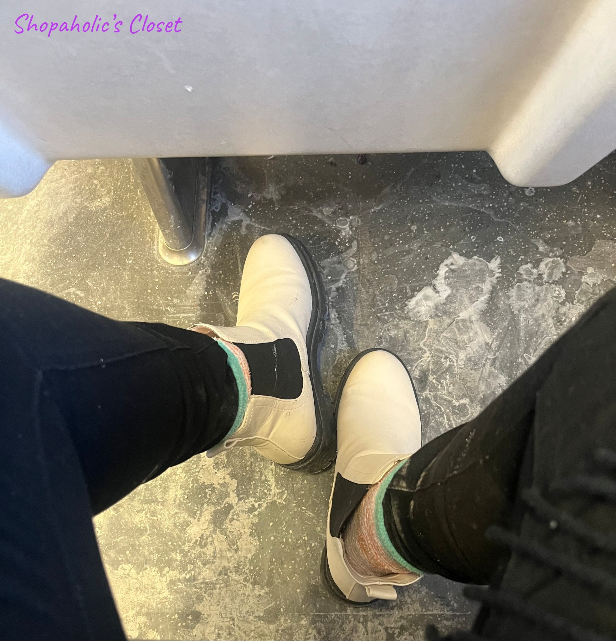 Same shoes. Different train. 

Didn’t know it was going to a whole snowstorm when I bought these but they have  held up incredibly well.

#shopdeescloset #shopaholicscloset

#LTKMidsize