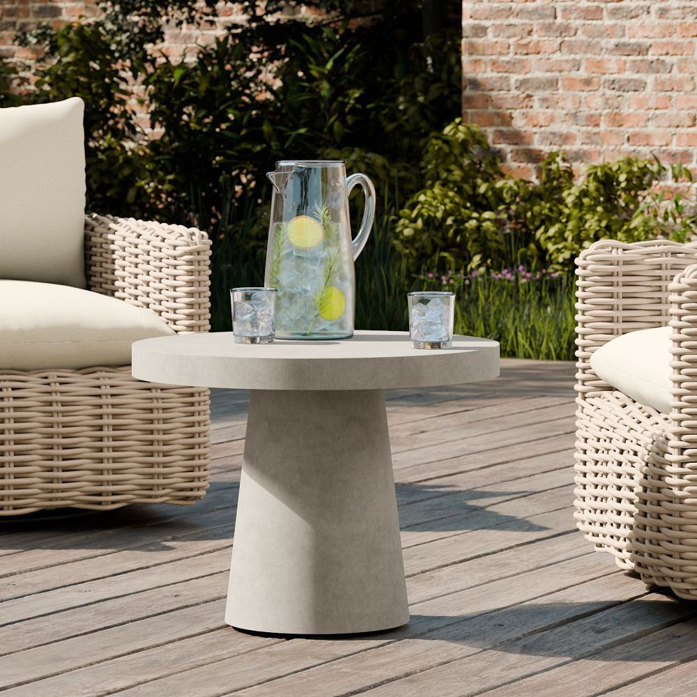 Concrete Pedestal Indoor/Outdoor Round Side Table (18"&ndash;24") | West Elm (US)