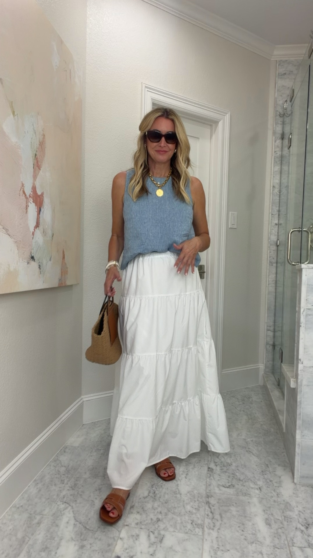 Med top
This exact skirt is very long. I am 5’9. Linking a few other options that would be great for my shorter friends


#LTKSaleAlert #LTKxMadewell #LTKTall