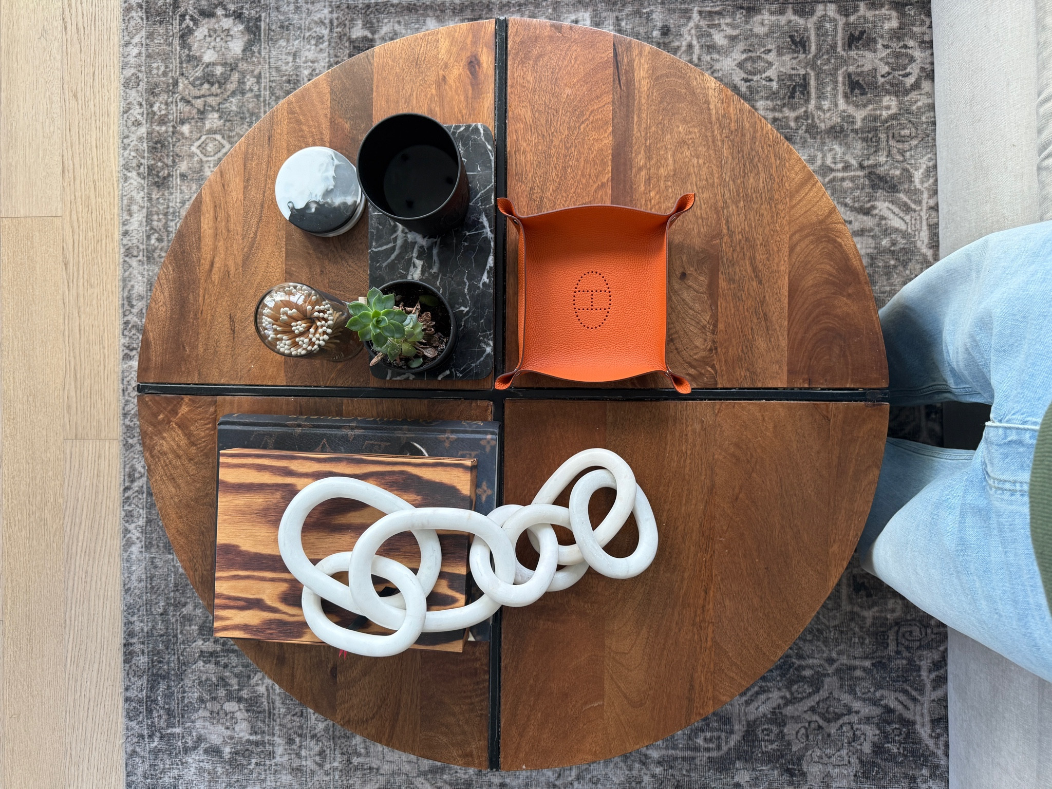 Coffee Table Decor

#LTKStyleTip #LTKHome