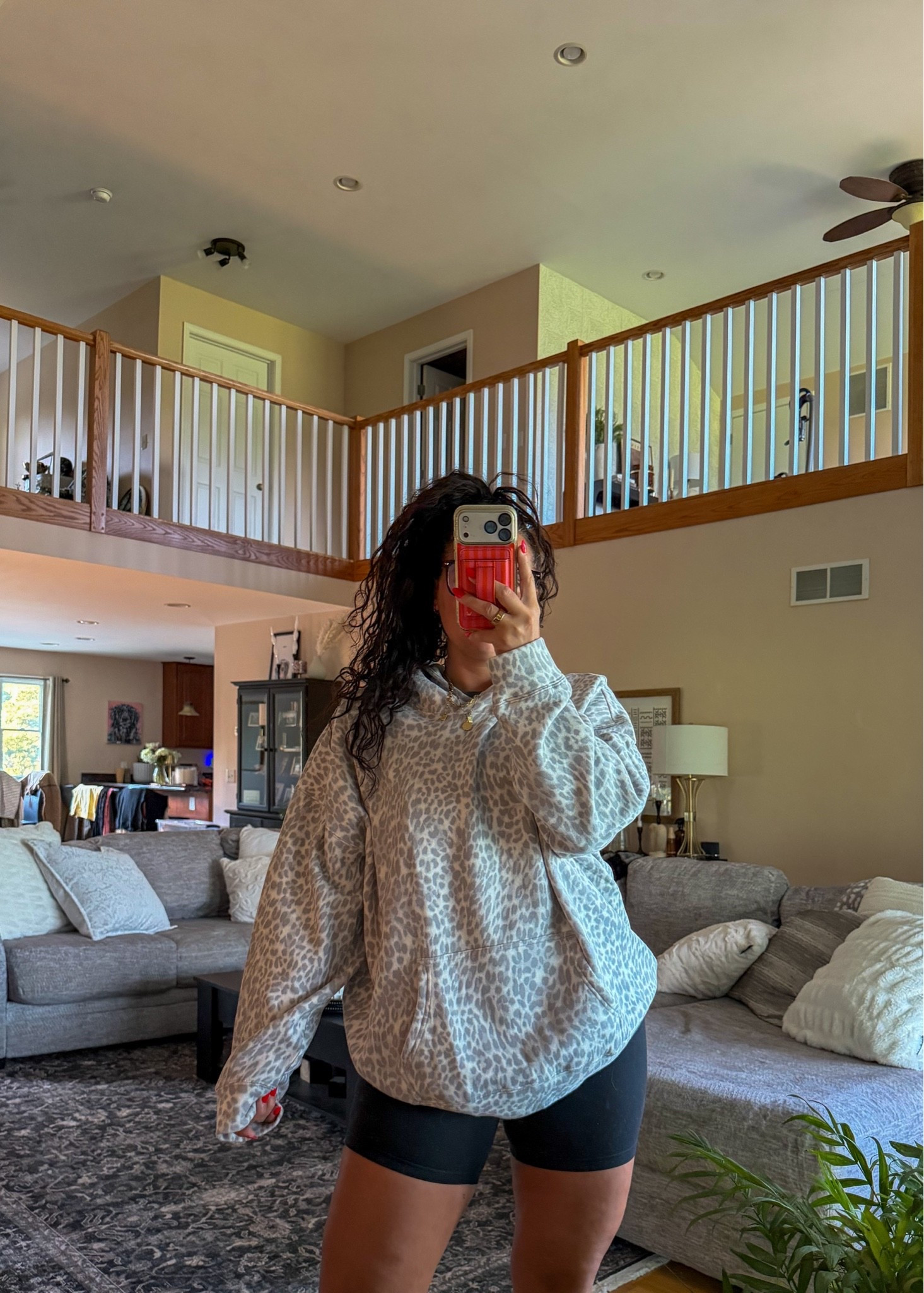 I got an XL in this sweatshirt! 

#hollister

#LTKootd #LTKSeasonal #LTKMidsize