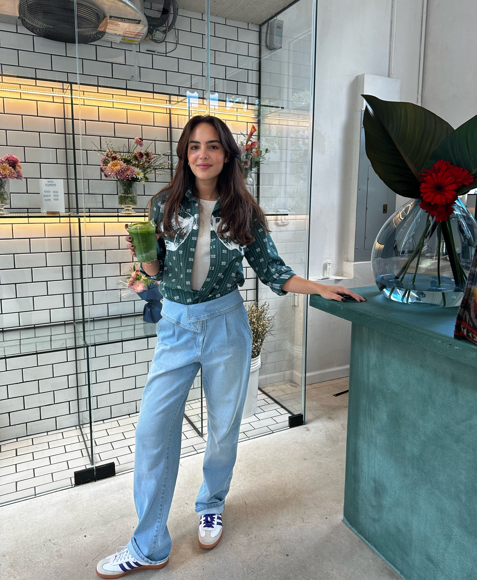 How cute are these folded over jeans! Can you believe they are from Target? Jenny K Lopez X Target 

#LTKstyletip