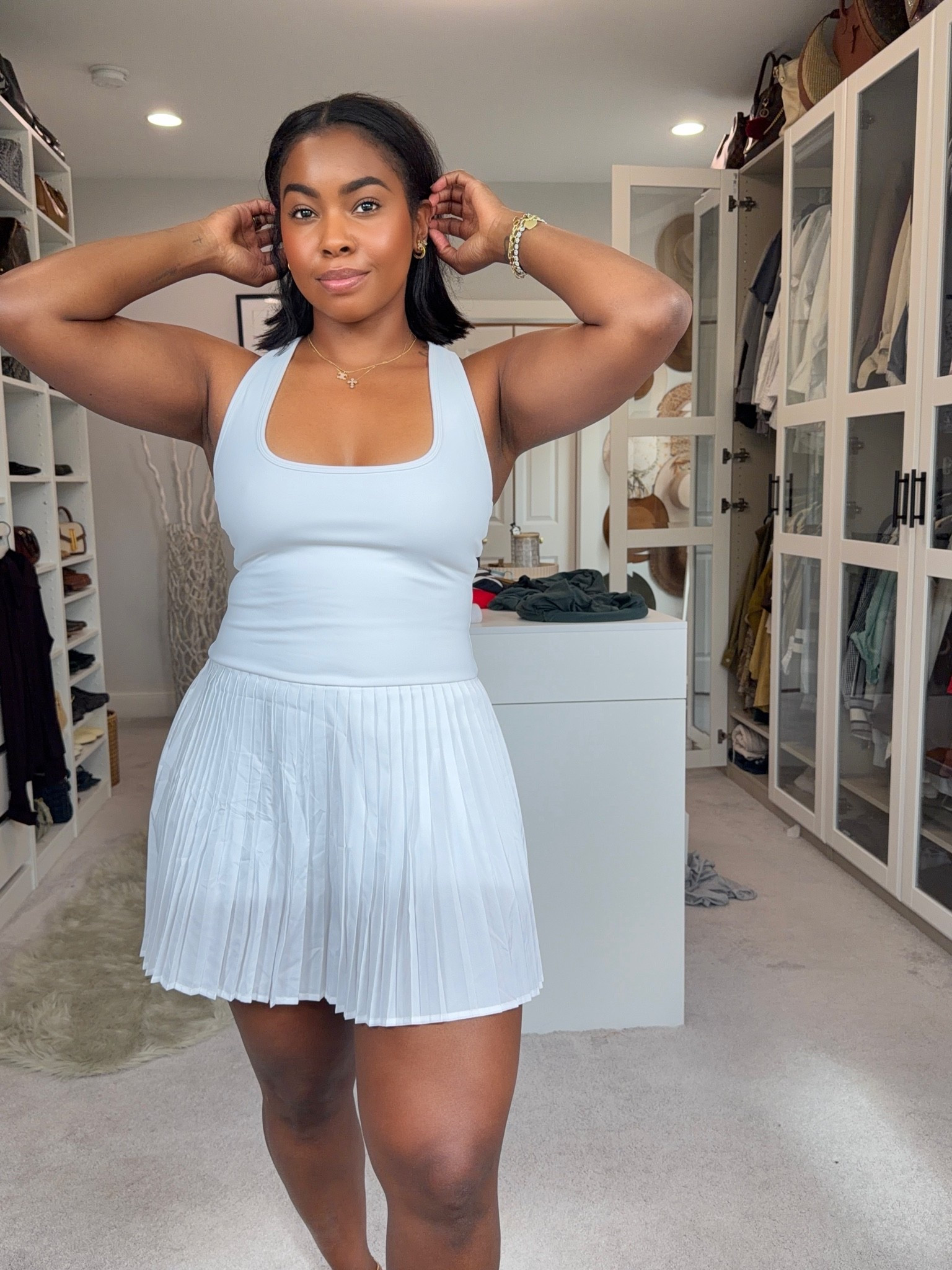 Fabletics dress - Built in Shorts
Size: Medium