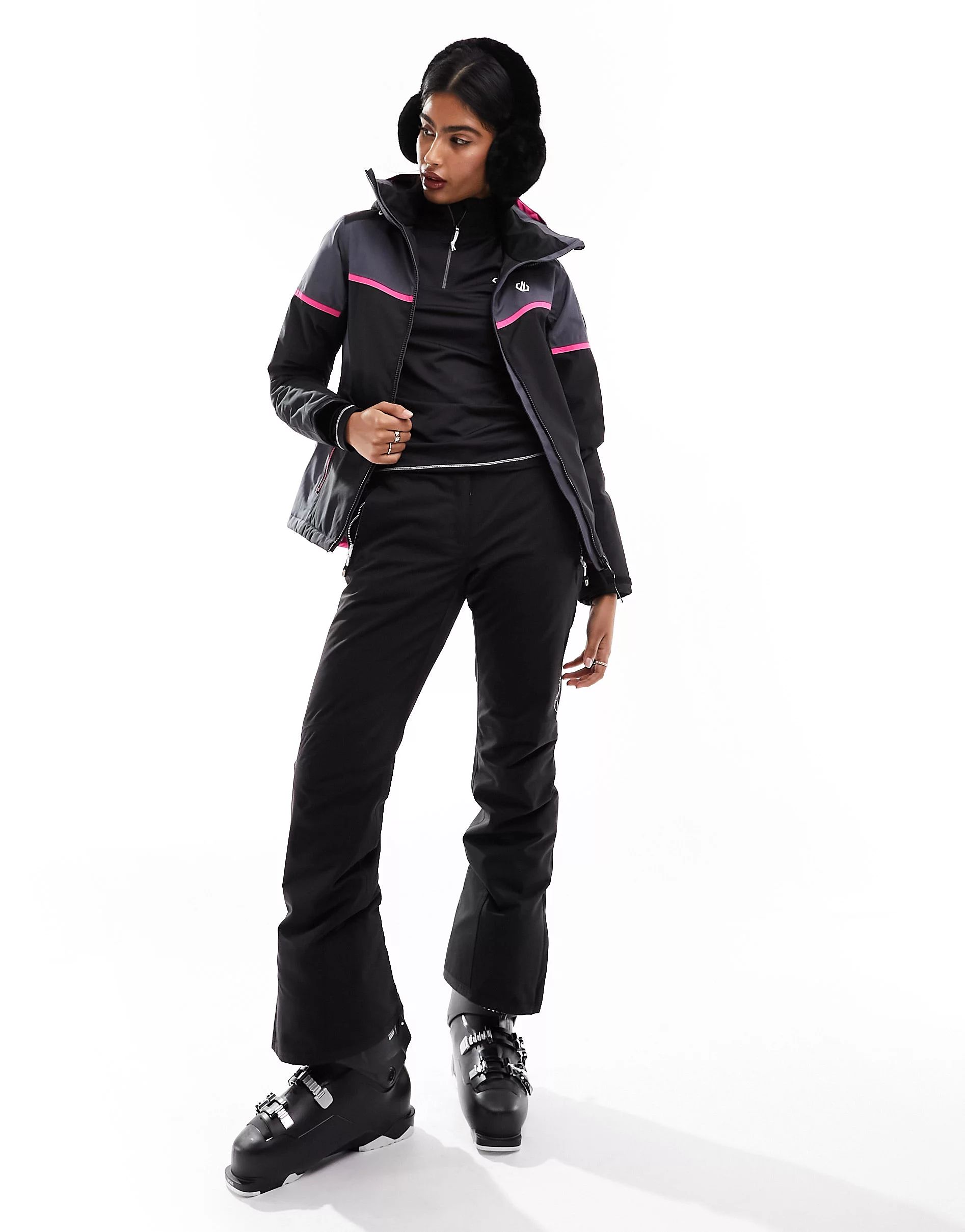 Dare2B Waterproof ski jacket with ski pass pocket in Black and grey | ASOS (Global)