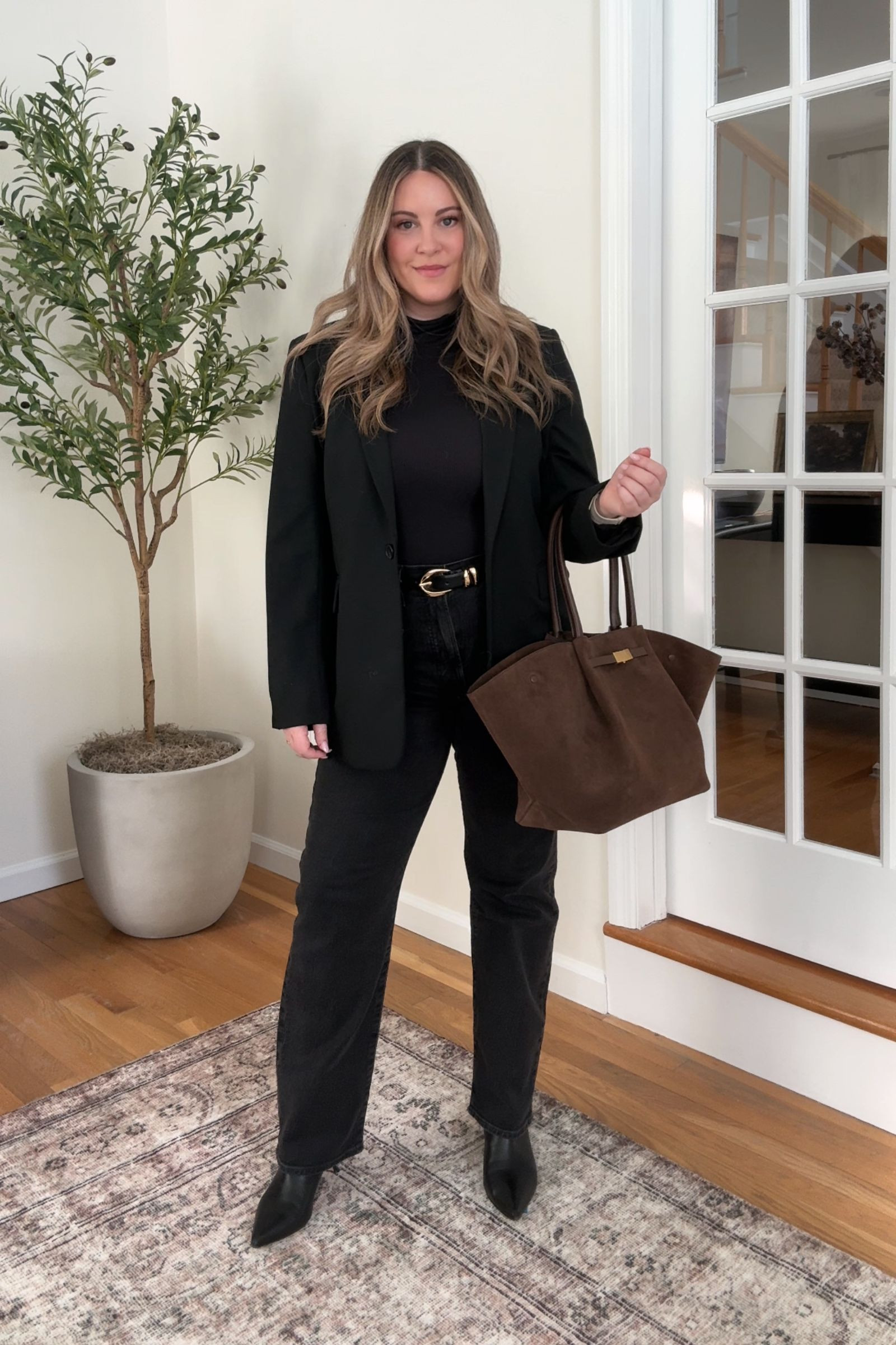 Winter Capsule Series 〰️ winter capsule, winter staples, winter outfit, winter outfits, winter outfit ideas, workwear outfit, casual outfit, elevated casual, cold weather outfit, how to wear, how to style 

 

#LTKSeasonal #LTKStyleTip