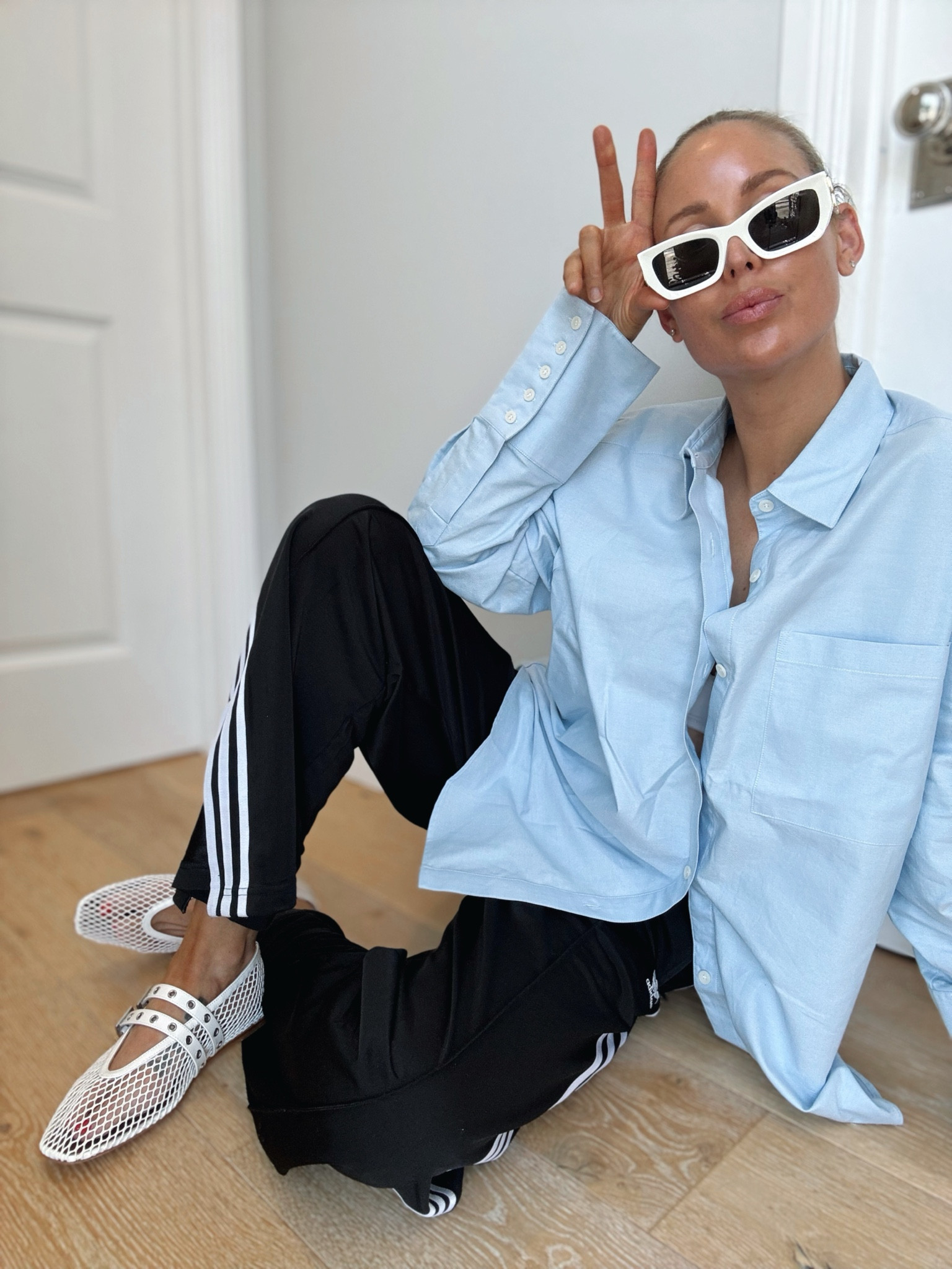 Don’t miss out on this shirt - it’s a staple! I’m wearing a size 14 for an oversized fit. 

#LTKsummer #LTKaustralia #LTKworkwear