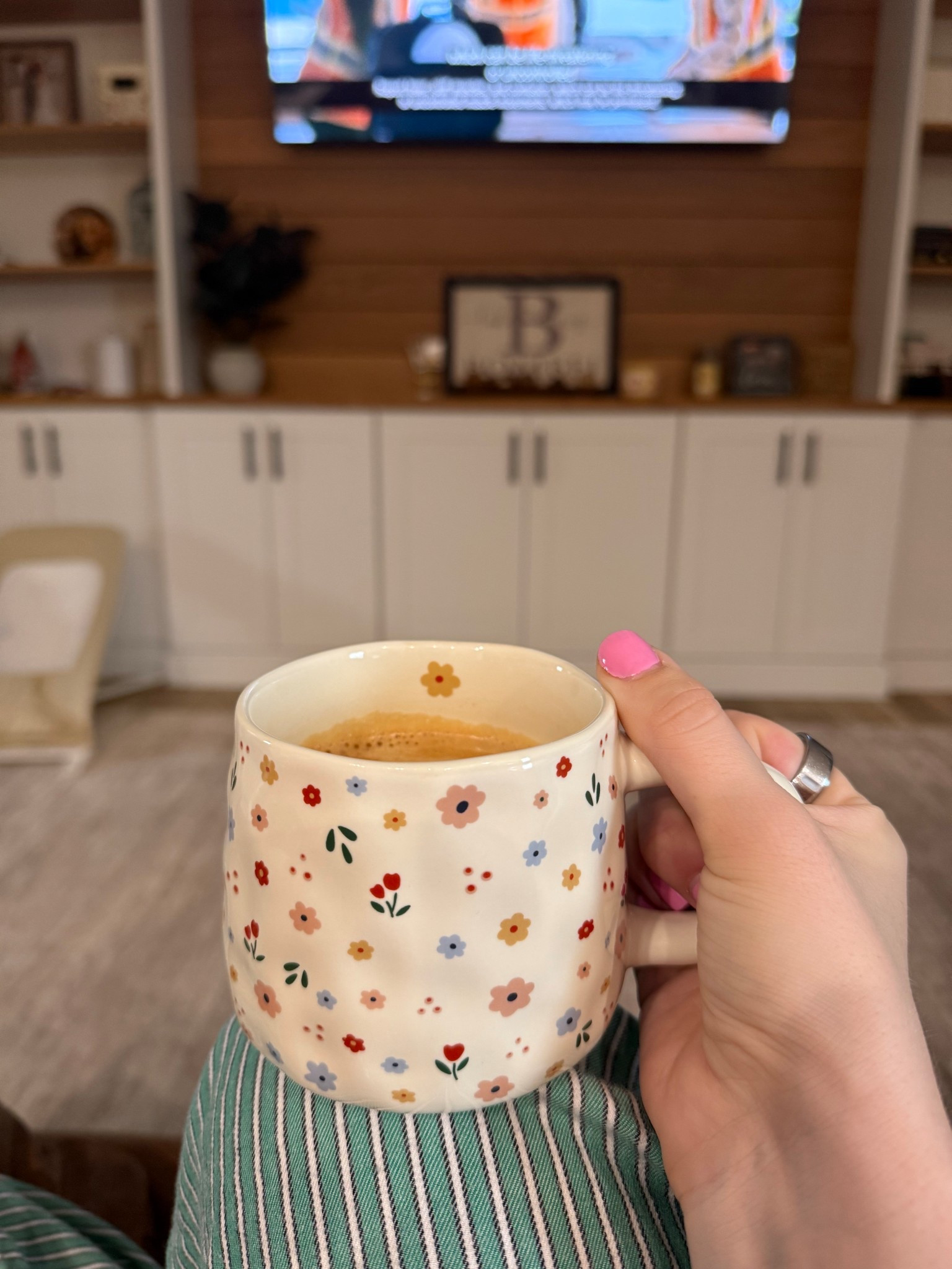 The cutest spring mug at Walmart! 🌺 

#LTKmorningroutine #LTKdayinmylife #LTKHome
