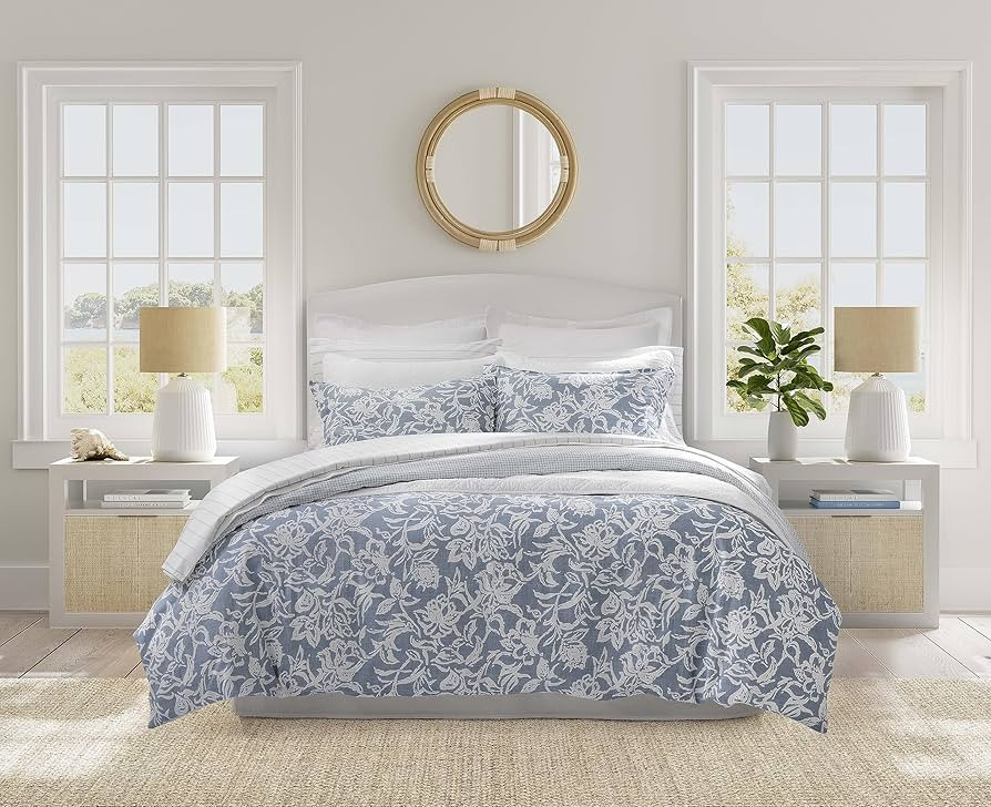 Nautica \u2013 Queen Comforter Set, Reversible Bedding with Matching Shams, Floral Room Decor, Co... | Amazon (US)