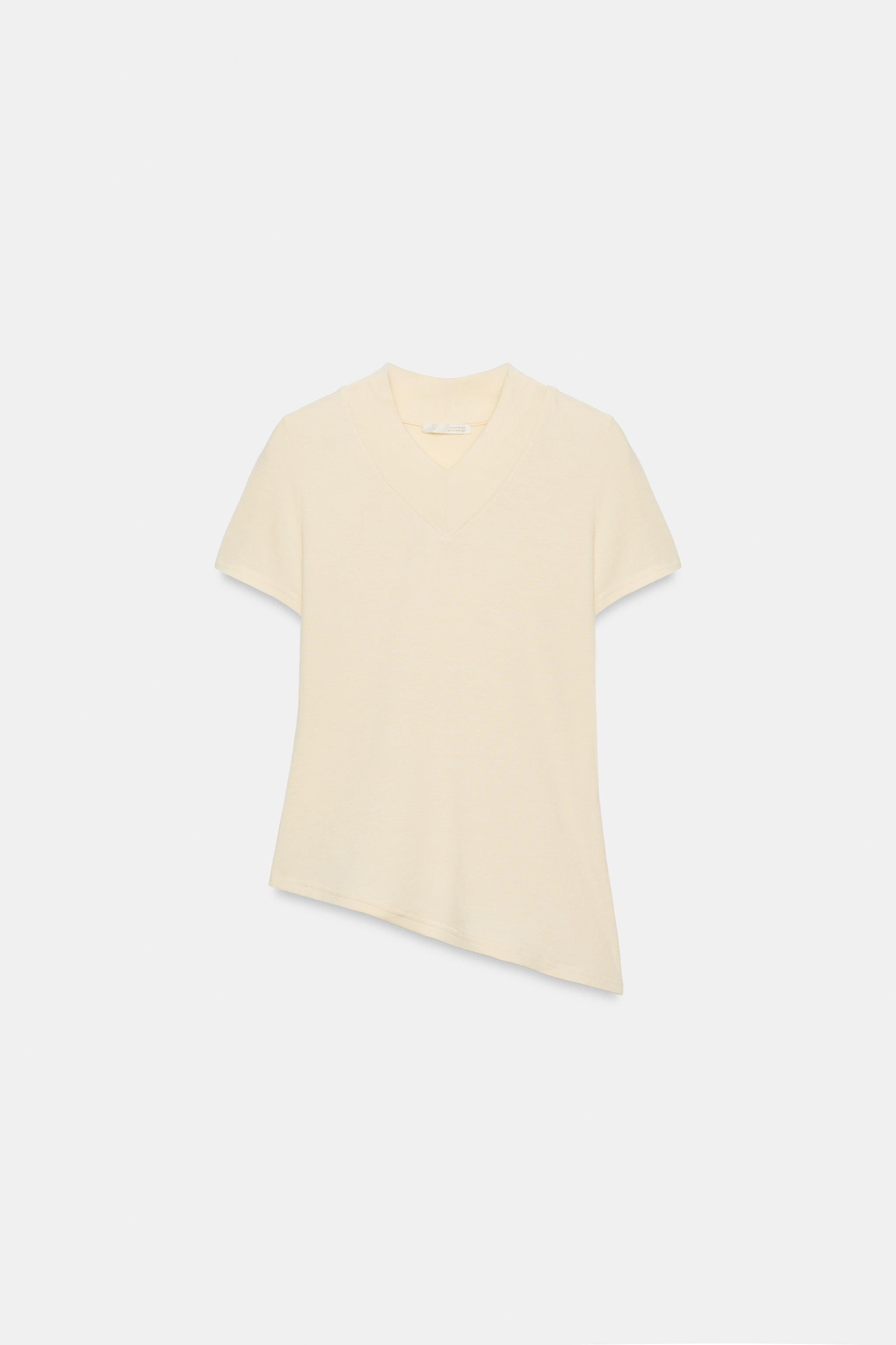 ASYMMETRIC HEM V-NECK T-SHIRT | Zara UK