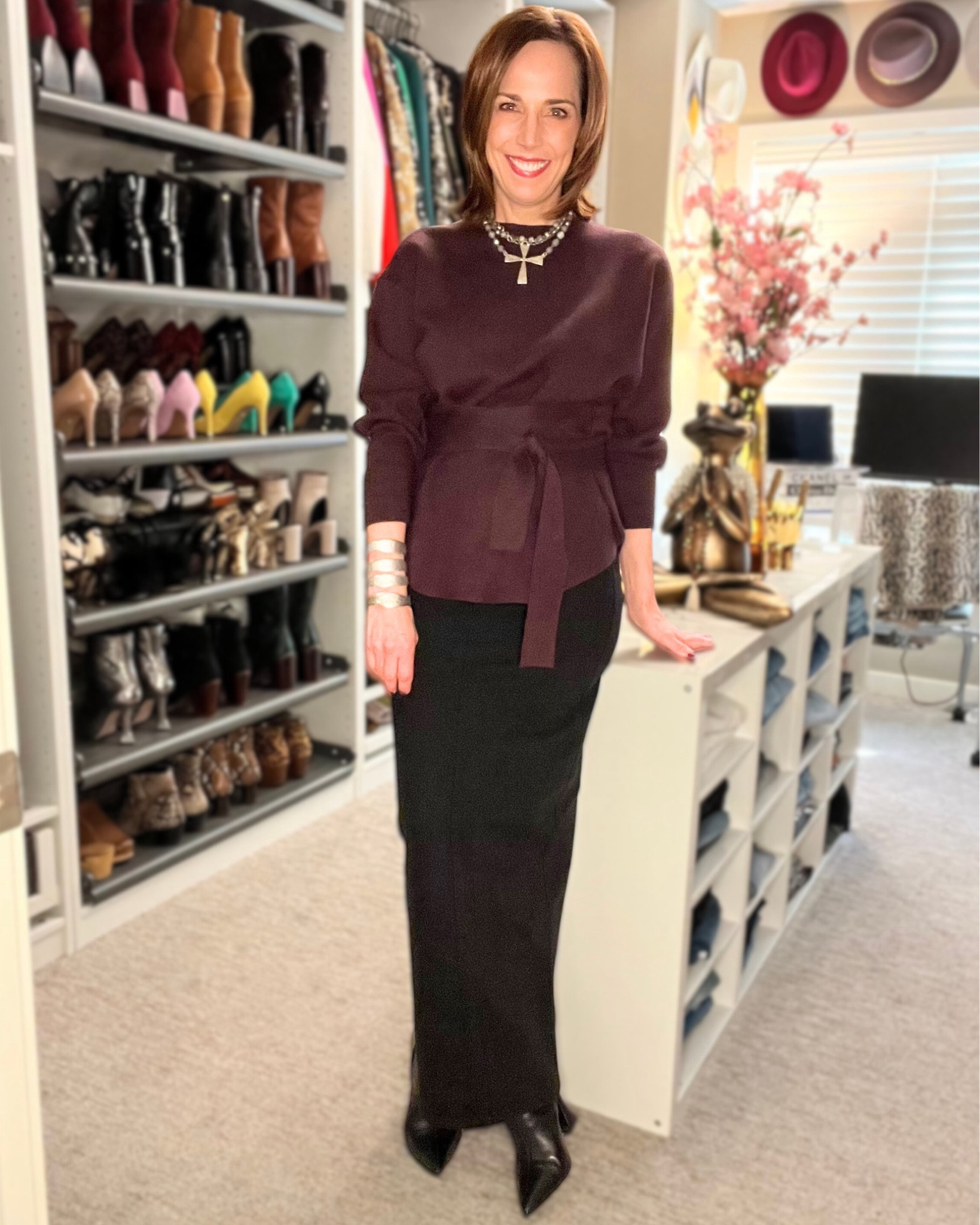 This amazing maxi denim skirt in deep black from Mother has a dynamite fit. Its super stretchy fabric makes it good for all body types. Denim is a medium weight, making it ideal for fall, winter and spring, but maybe not the heat of the summer! 

I paired is with a flattering tie-sweater from Modern Citizen.

#denimskirt #denimobsessed


#LTKstyletip #LTKover40