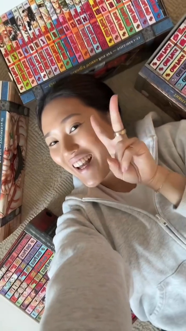 SO many of you came for #onepiece and stayed for everything else - I really appreciate y’all. Thanks for being here 🫶🏼

#op #onepiececommunity #booktok #bookstagram #booksta #anime #manga