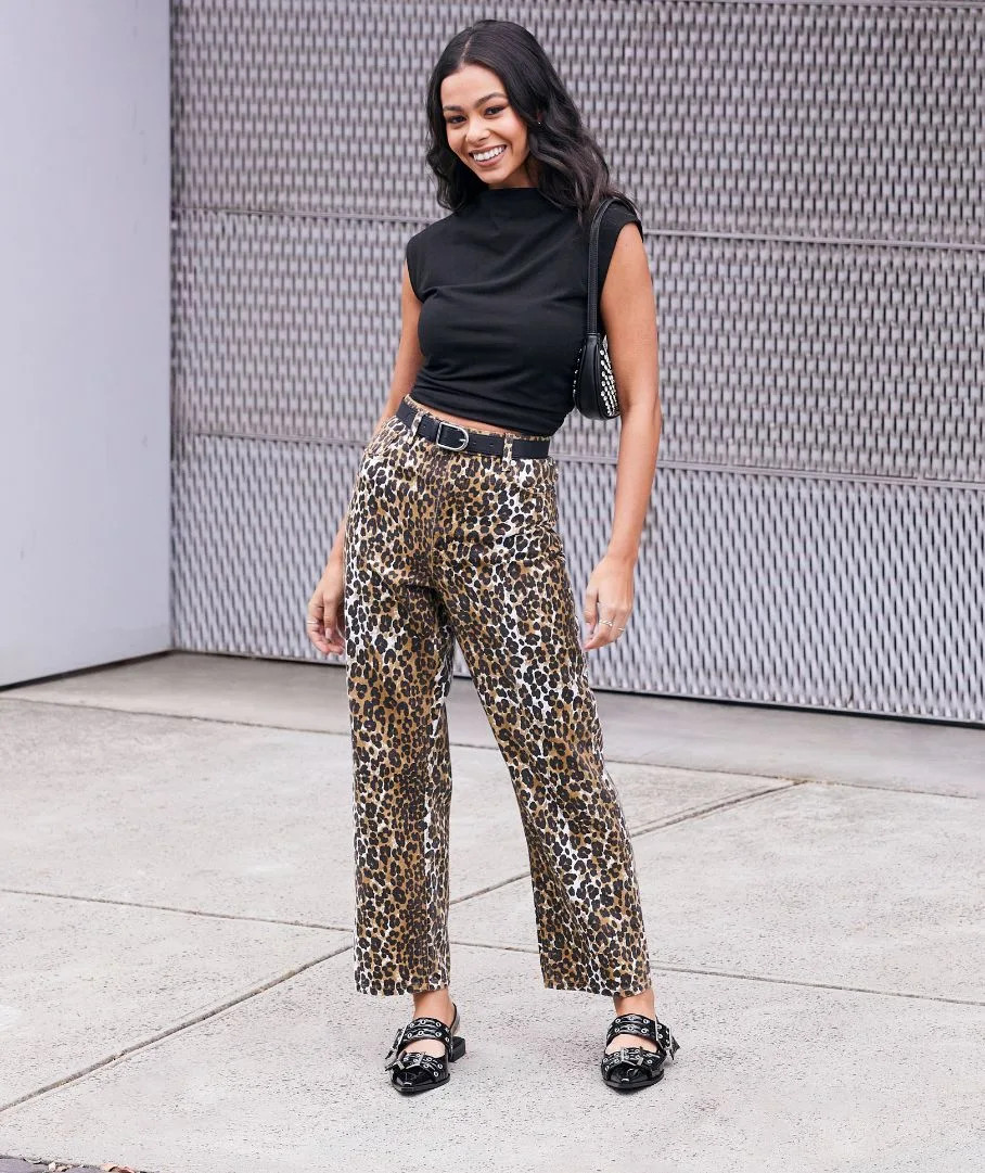 THE PRINTED CROP STRAIGHT DENIM JEAN | Sportsgirl