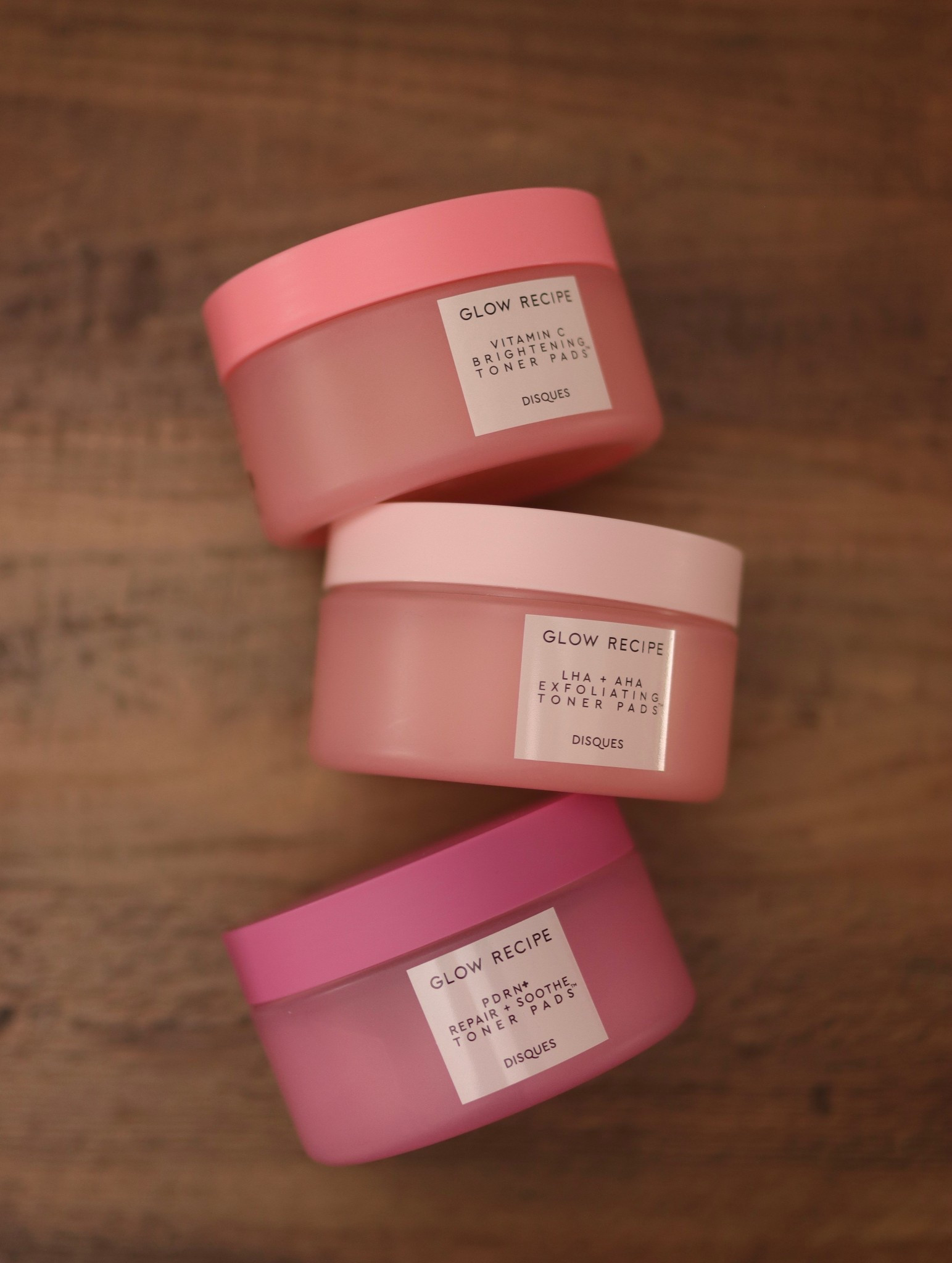 Let me find out glow recipe has toner pads!