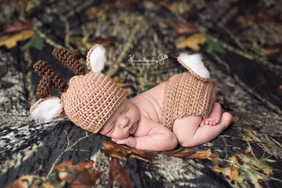 Crochet Whitetail Deer Newborn Baby Photo Prop/Diaper Cover/Beanie Set/Baby Shower Gift /Photogra... | Etsy (US)