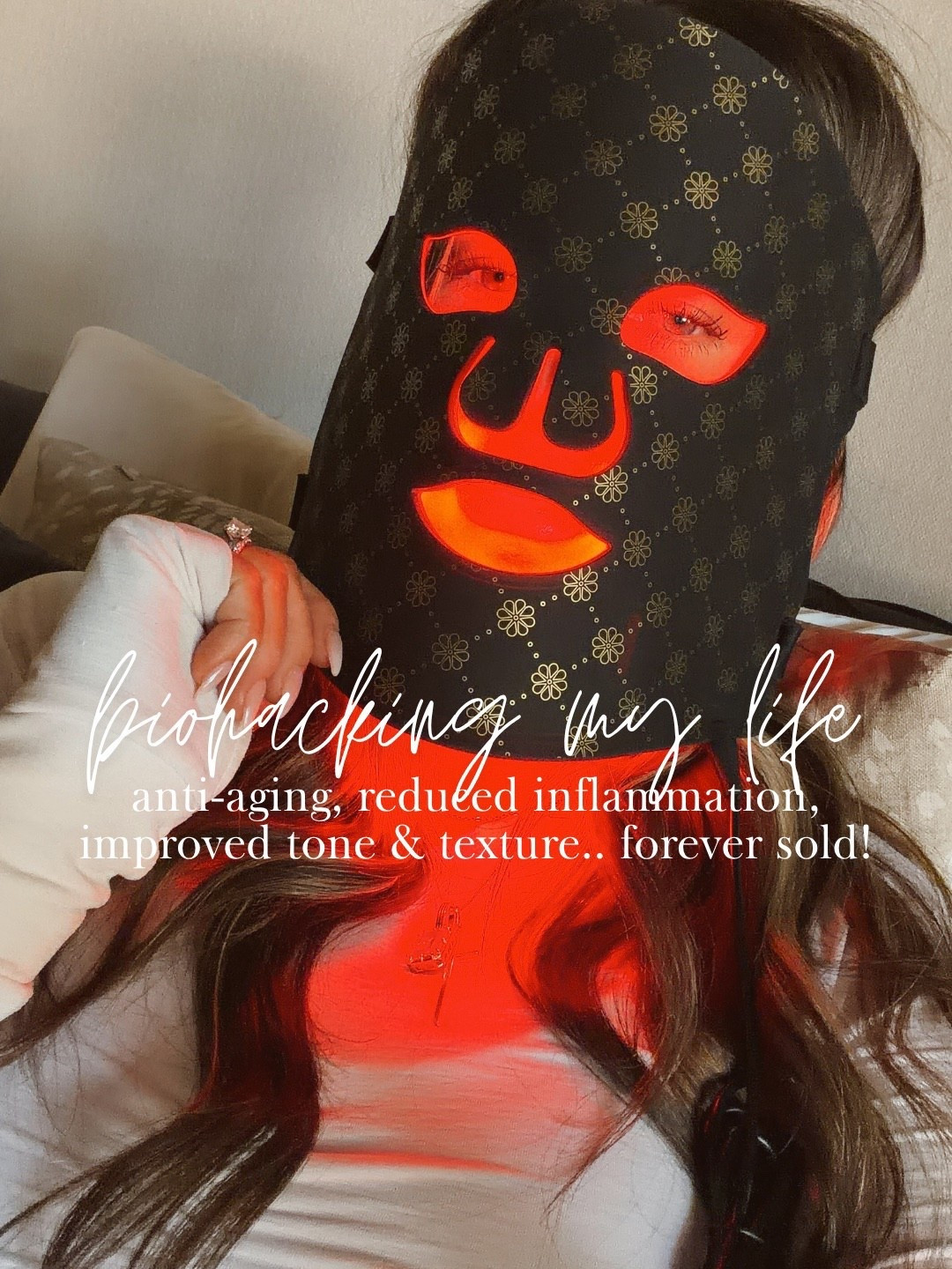 Red light therapy mask that changed my life!!

#LTKmomlife #LTKBeauty #LTKgrwm