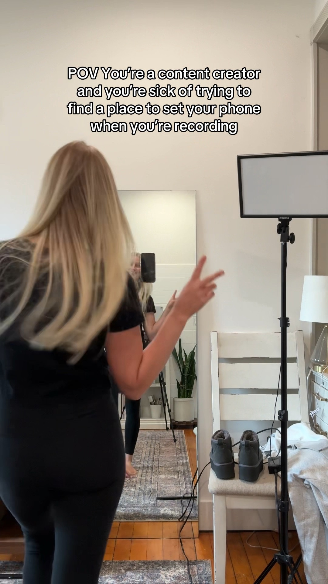 Doesn’t get easier than that 🙌🏻 Casely Grippy Silicone Suction Phone Mount

#LTKVideo #LTKFindsUnder50