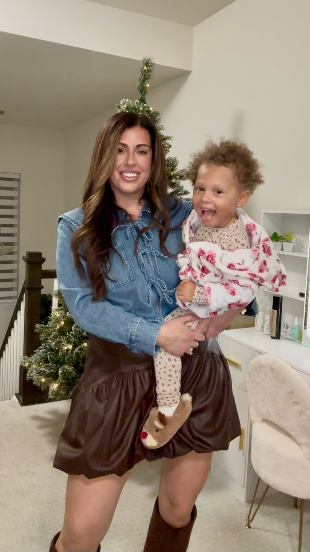 Living for the browns this season 🤎

This is perfect for a casual or dressed-up Thanksgiving look 🦃 


#LTKMidsize #LTKFindsUnder100 #LTKStyleTip