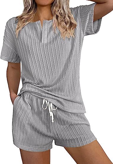 Ekouaer Women's Loose Casual Short-Sleeve Pajama Set with Pockets, Ribbed Knit | Amazon (US)