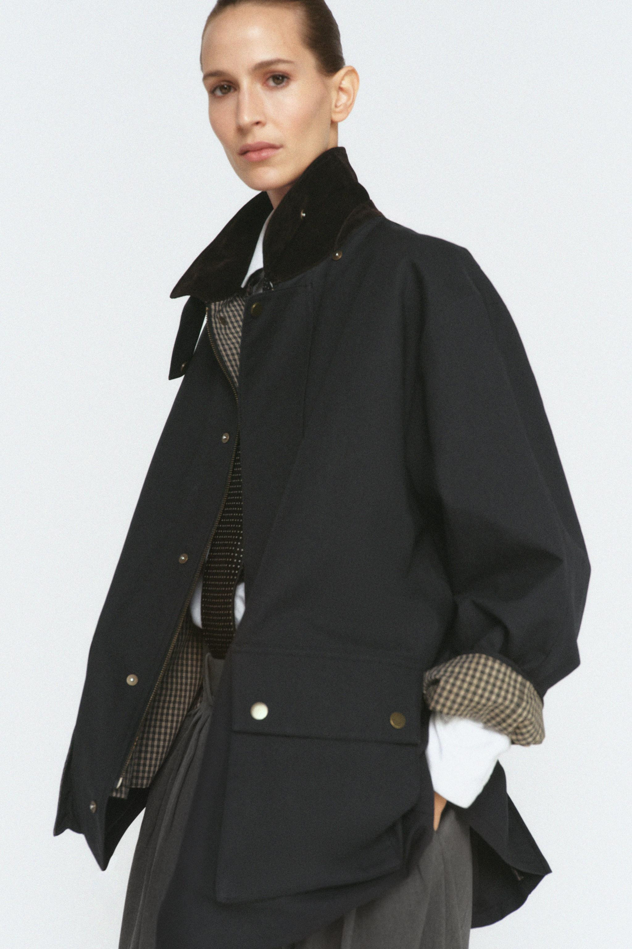 CONTRAST COLLAR HOODED TRENCH COAT ZW COLLECTION LIMITED EDITION | Zara UK