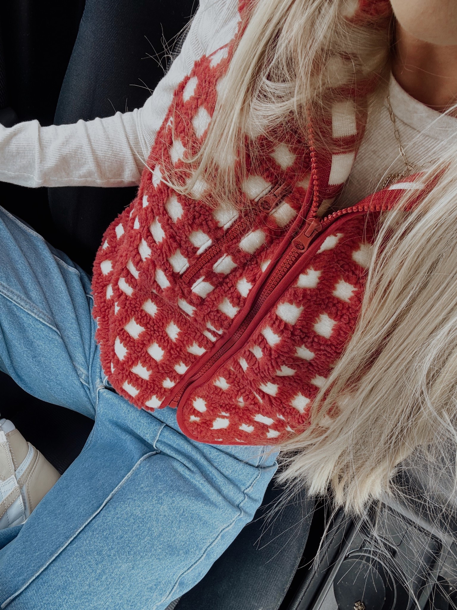 Midnight Lunch, I love you ❣️✨‼️ 
•
•
This stunning vest is linked in my ShopMy! My jeans are from Zara! xx 

#LTKSeasonal #LTKGiftGuide #LTKStyleTip