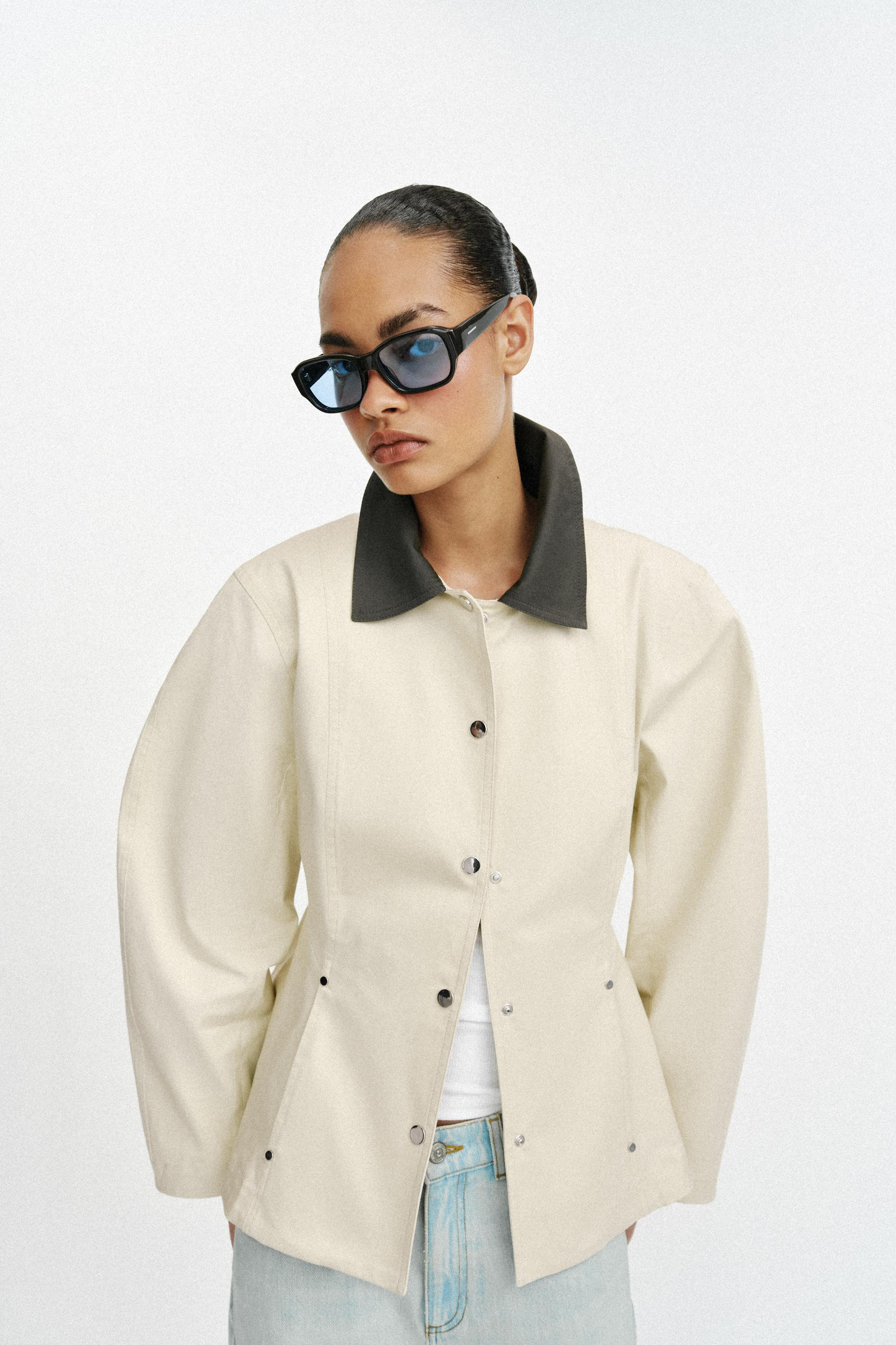 CONTRAST COLLAR PEPLUM JACKET | Zara UK