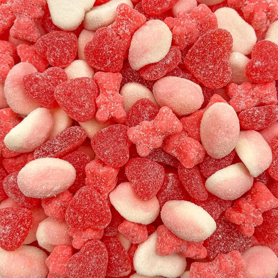 Gummy Candy Mix | 2-Pound Bag | Cherry Jelly Hearts, Sour Gummi Bears, Puffy Gummies | Amazon (US)