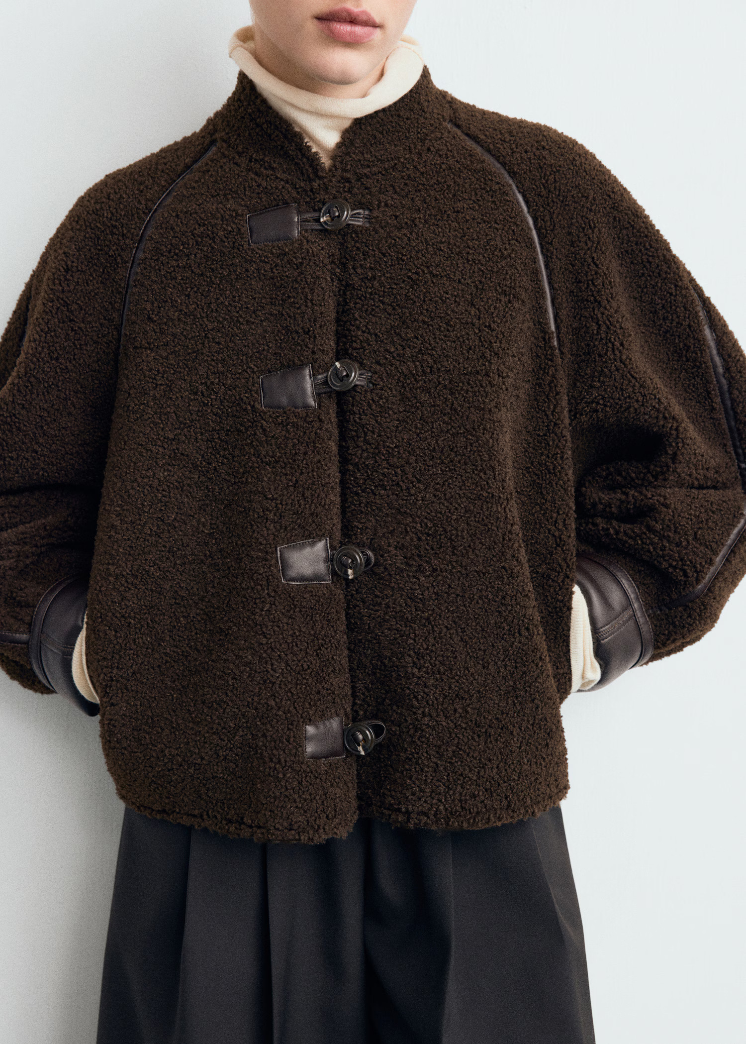 Shearling-effect reversible jacket | Mango (US/MX/AU)