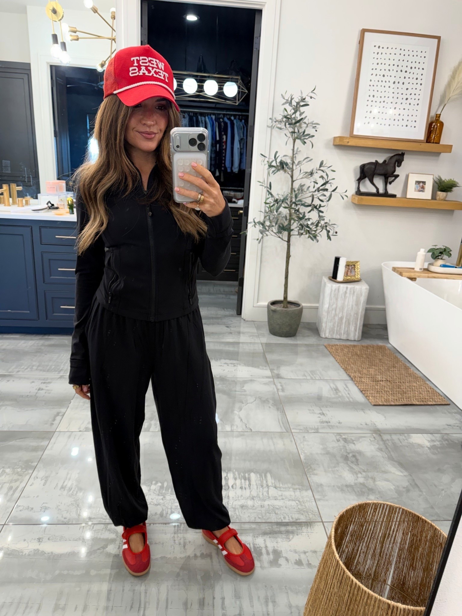 Xs in pants, 6 in jacket, shoes are true to size. Cap is from boyhart - code Magen. @lululemon 

#LTKootd