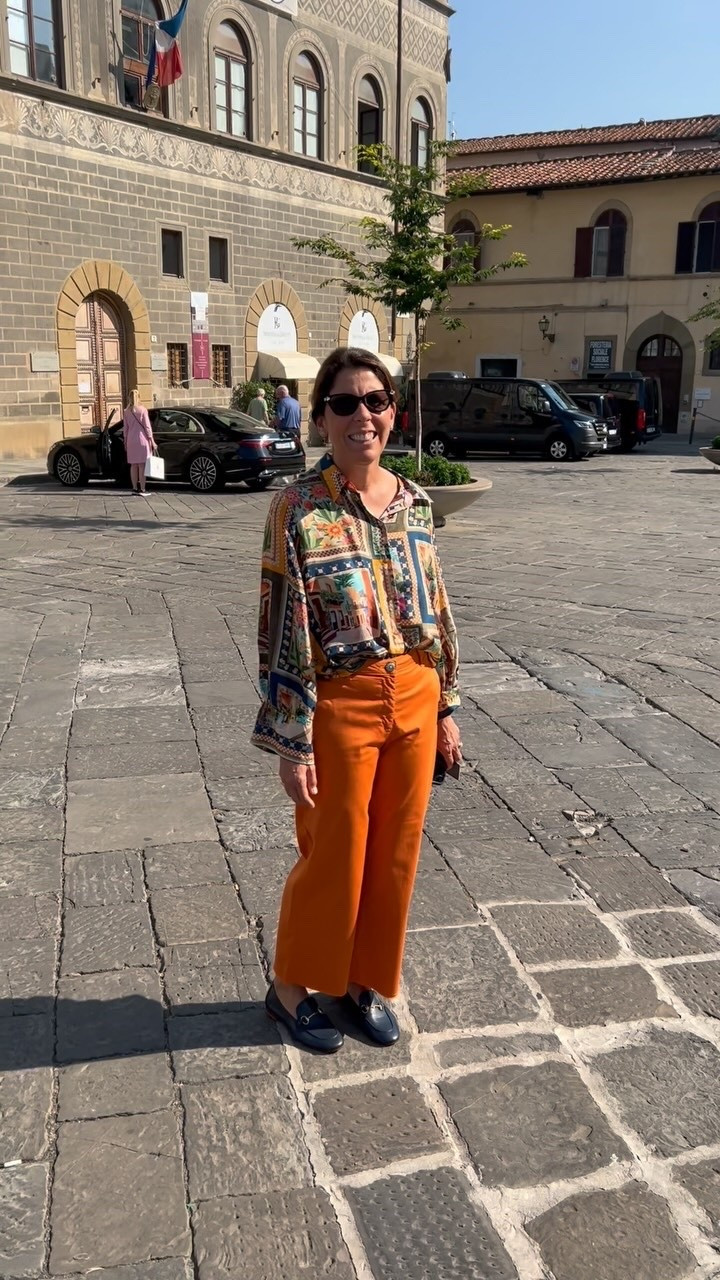 Loafers seem to be THE shoe of 2026. Ideal in every season except perhaps winter, the dressy yet casual flat does it all. Here’s how Italians are wearing loafers this summer.