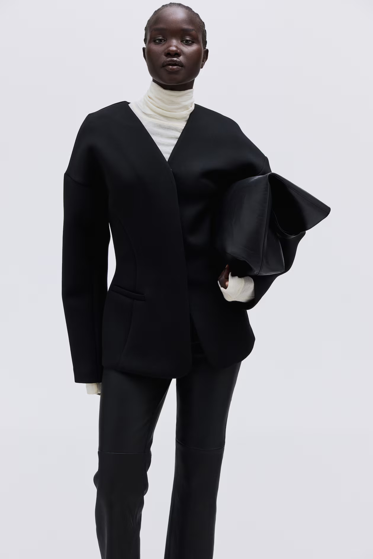 Scuba blazer | H&M (UK, MY, IN, SG, PH, TW, HK)