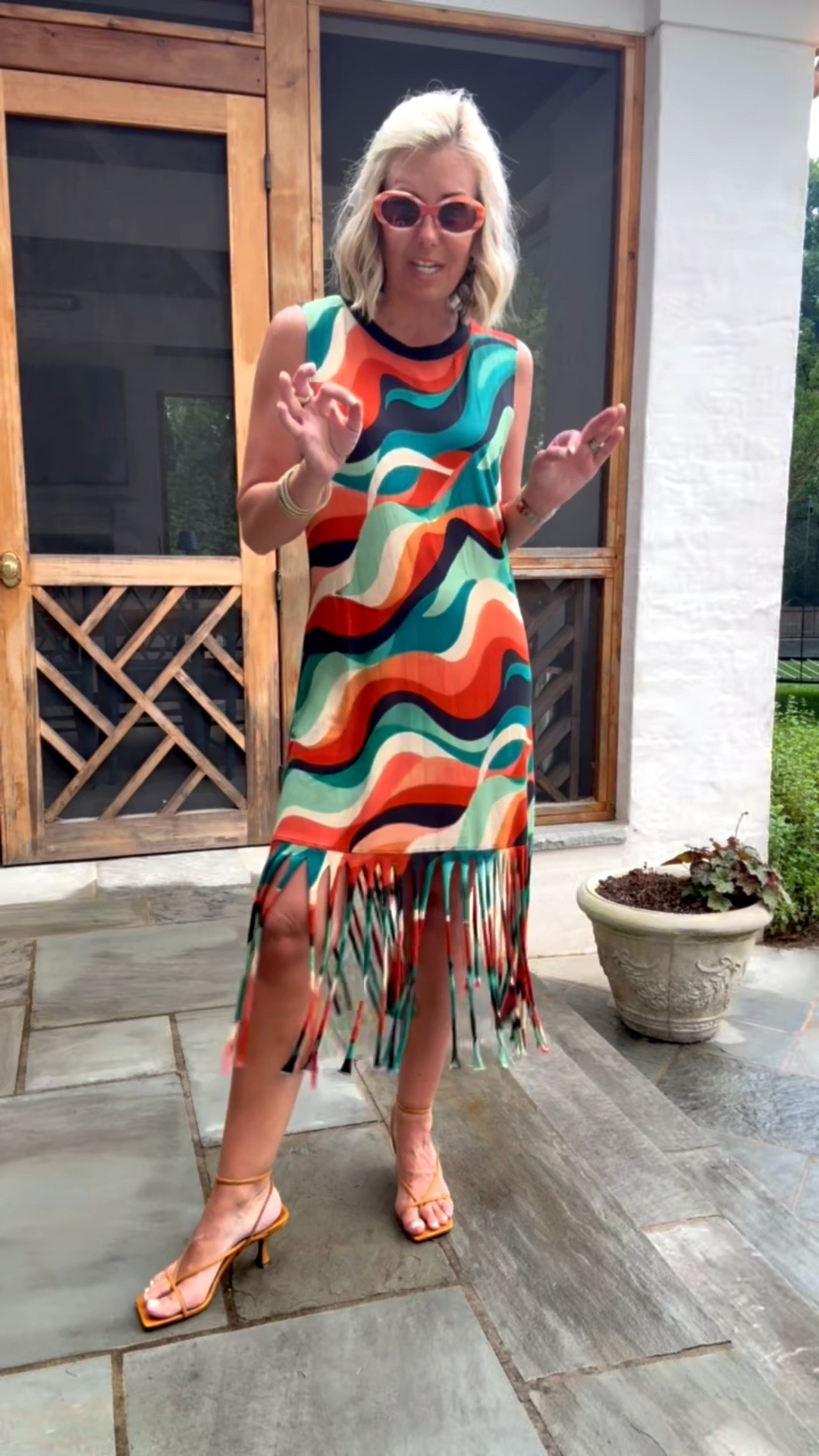 Can we talk about this dress?!? I was totally influenced and I’m here for it! This could totally be worn as a coverup too. I’m in a small dress & 8 heel tts. 

*Use my code CATHERINE20 for 20% off Orders of $100+ at Anthropologie 
*Dates: Thursday 6/25 – Sunday 6/28

￼


#LTKdayinmylife #LTKOver40 #LTKSeasonal
