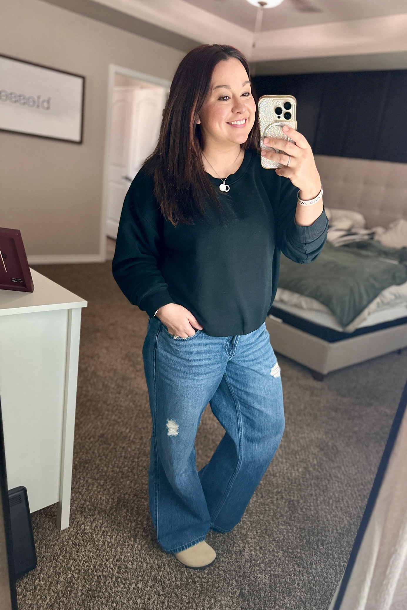 Laid back fall Sunday look 

#LTKU #LTKStyleTip #LTKSeasonal