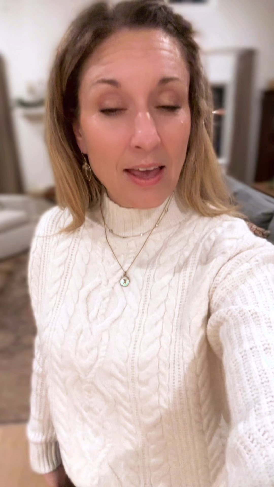 Sale, Old Navy, cropped mock cable knit sweater, white sweater, high, waisted, pixie pants, faux, leather pants, boxwood, holiday outfit

#LTKHoliday #LTKgrwm #LTKSaleAlert