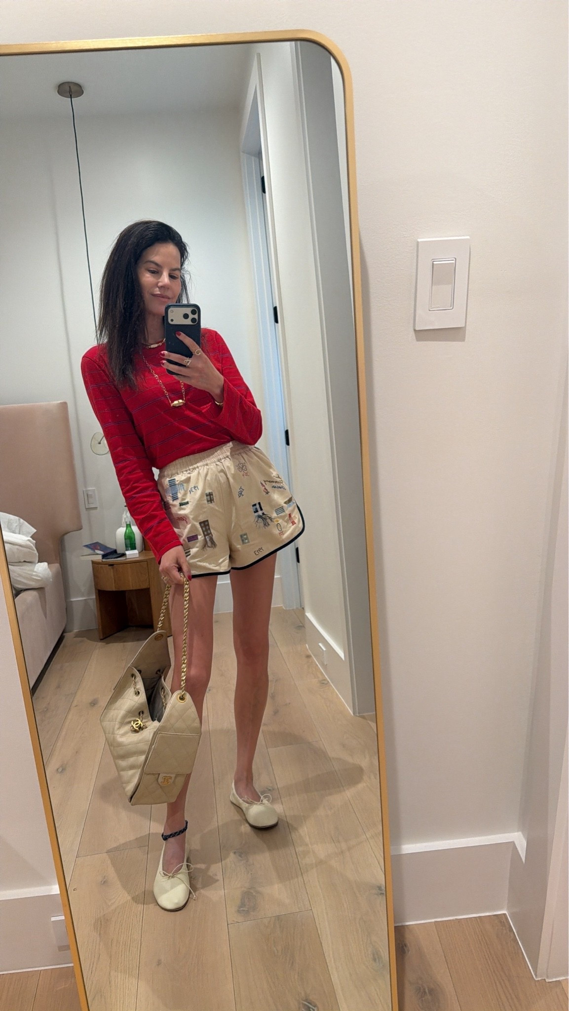 Shorts on repeat!

#LTKootd #LTKmomlife #LTKOver40