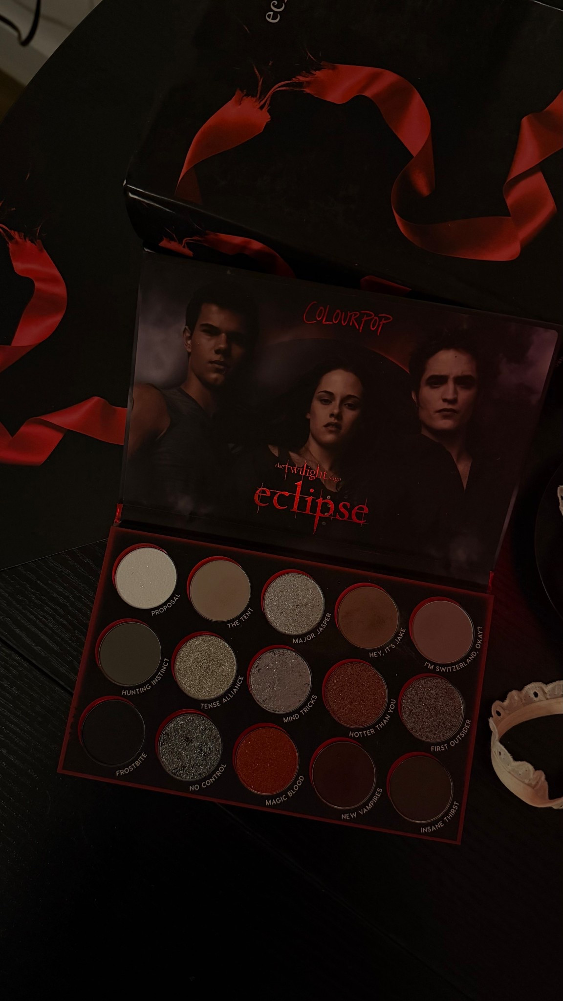 Twilight Eclipse vampire makeup palette

#LTKBeauty #LTKgrwm