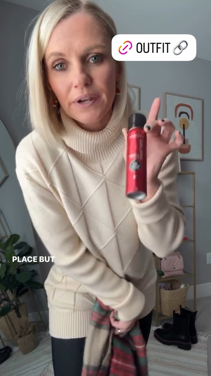 What I wore today on a snow day! ❄️

#LTKSeasonal #LTKootd #LTKgrwm