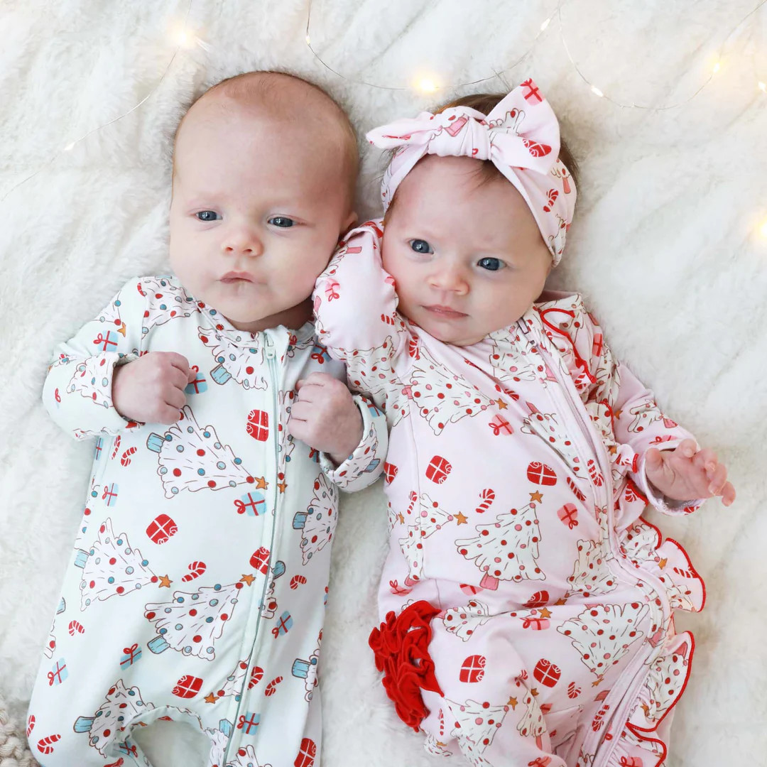 Very Merry Knit Large Bow Headwrap | Pink | Caden Lane