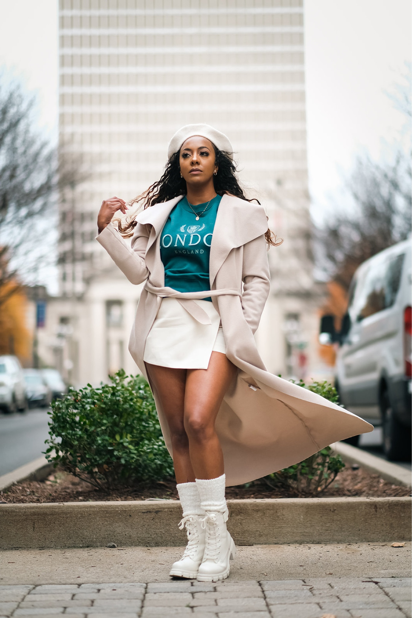 Winter outfit inspo.

Wearing S in sweater.
Wearing M in skort.
Size 7 booties.

Holiday outfit, snow boots, coat 


#LTKfit #LTKHoliday #LTKSeasonal