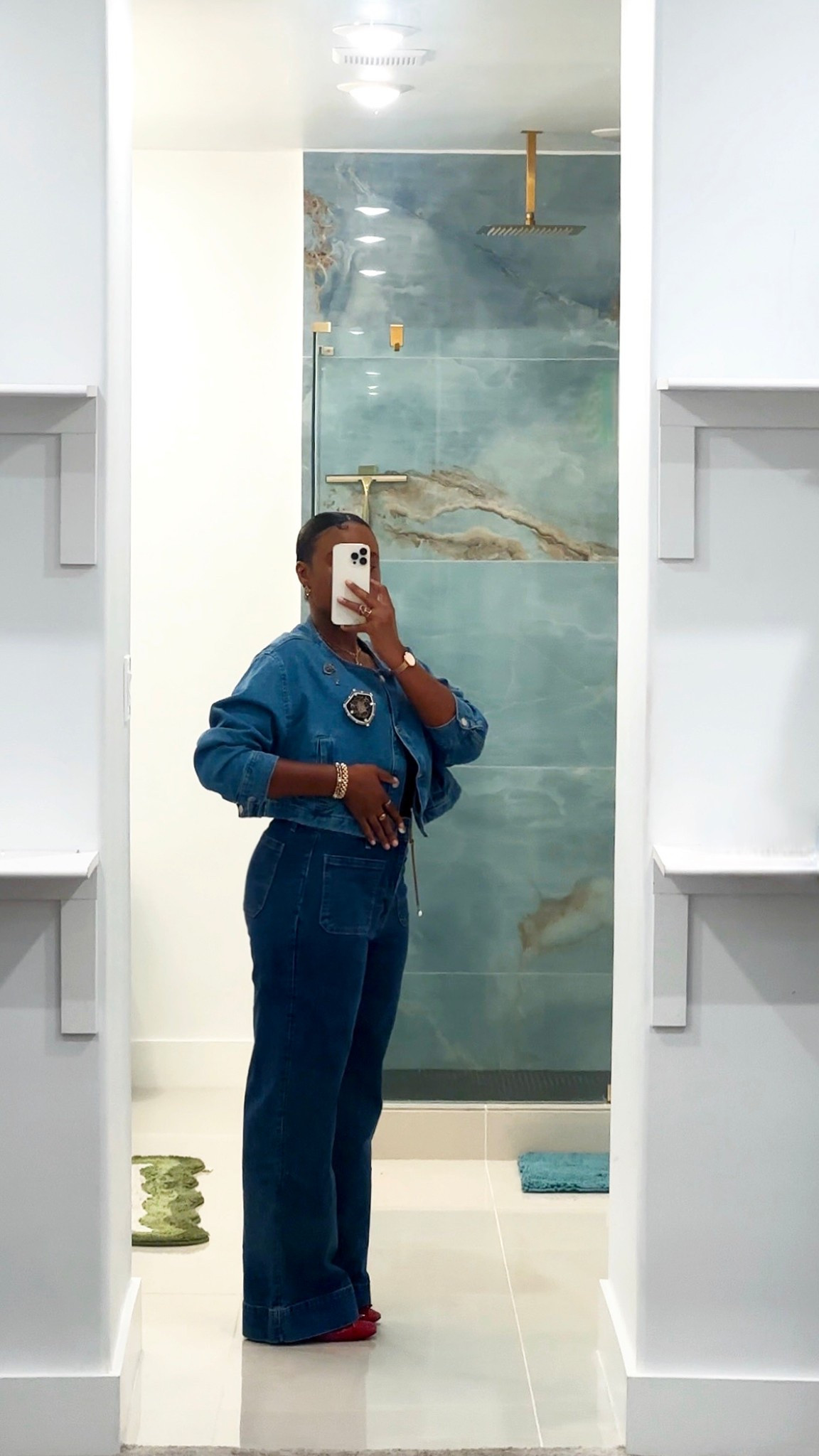 A little Canadian Tuxedo moment

#LTKWorkwear #LTKSeasonal #LTKStyleTip