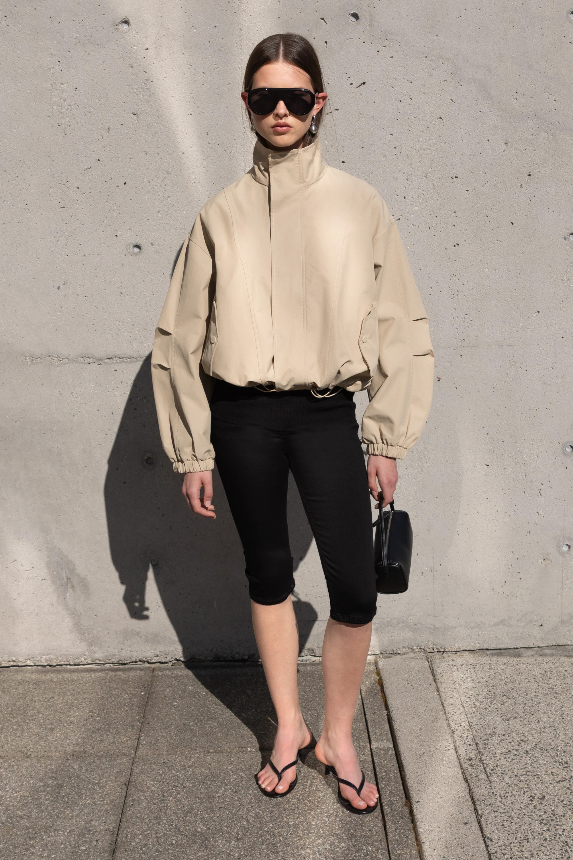HIGH FUNNEL NECK CROPPED DRAWSTRING JACKET | OAK + FORT