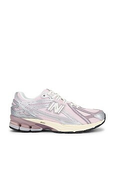 New Balance 1906R Sneakers in Rose Sugar, Pearl Grey, & Ice Wine from Revolve.com | Revolve Clothing (Global)