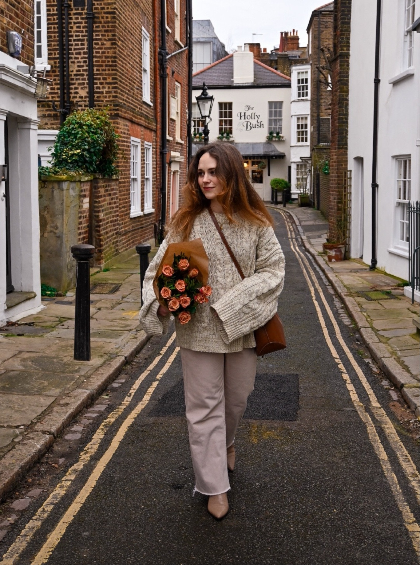 The ultimate comfy spring outfit in neutrals - cable knit, beige jeans, pointed ankle boots and a tan crossbody bag 🤎

#LTKSeasonal #LTKeurope