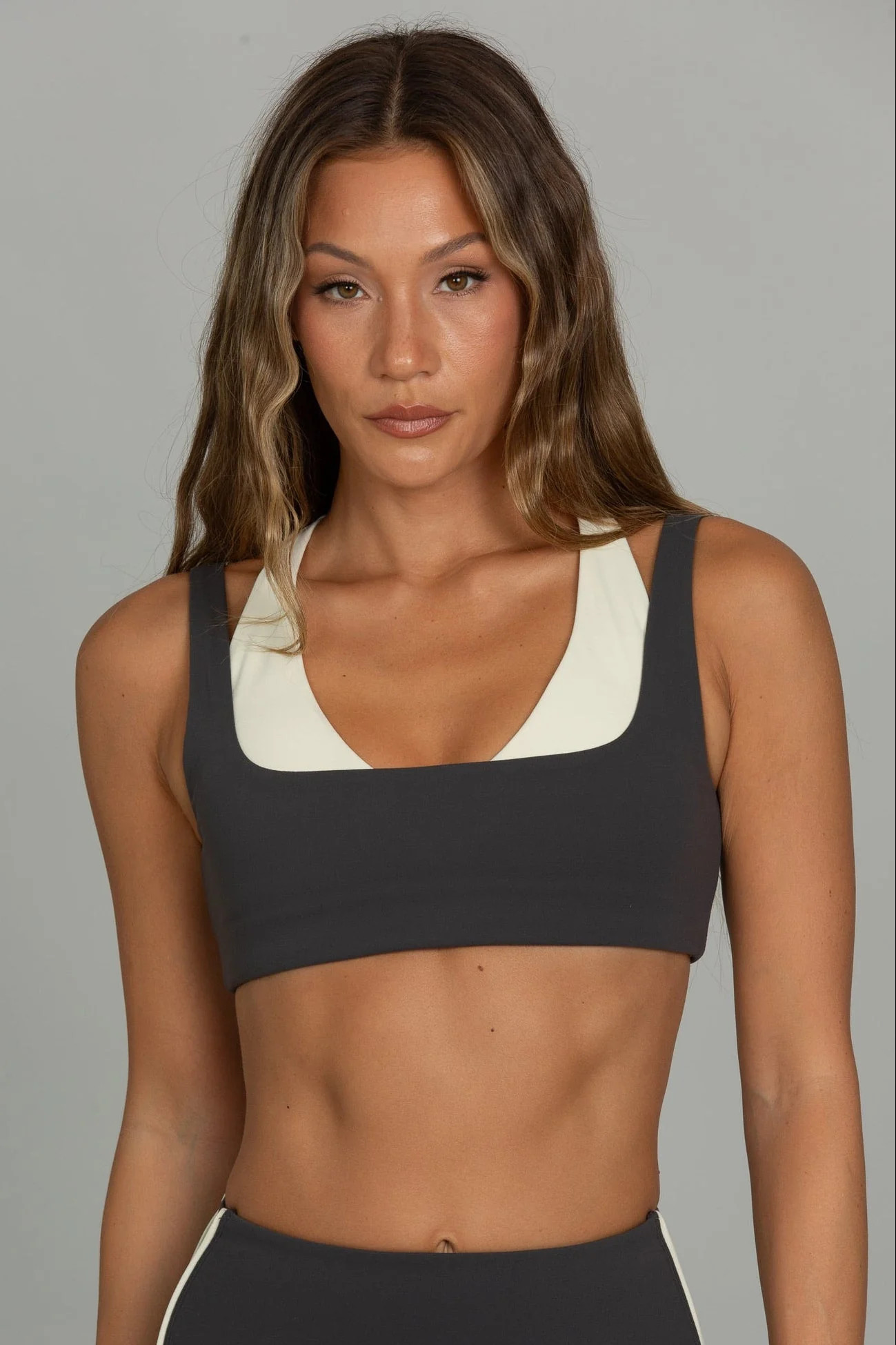 Off-Black Velocity StrydeForm Bra | Gold Hinge
