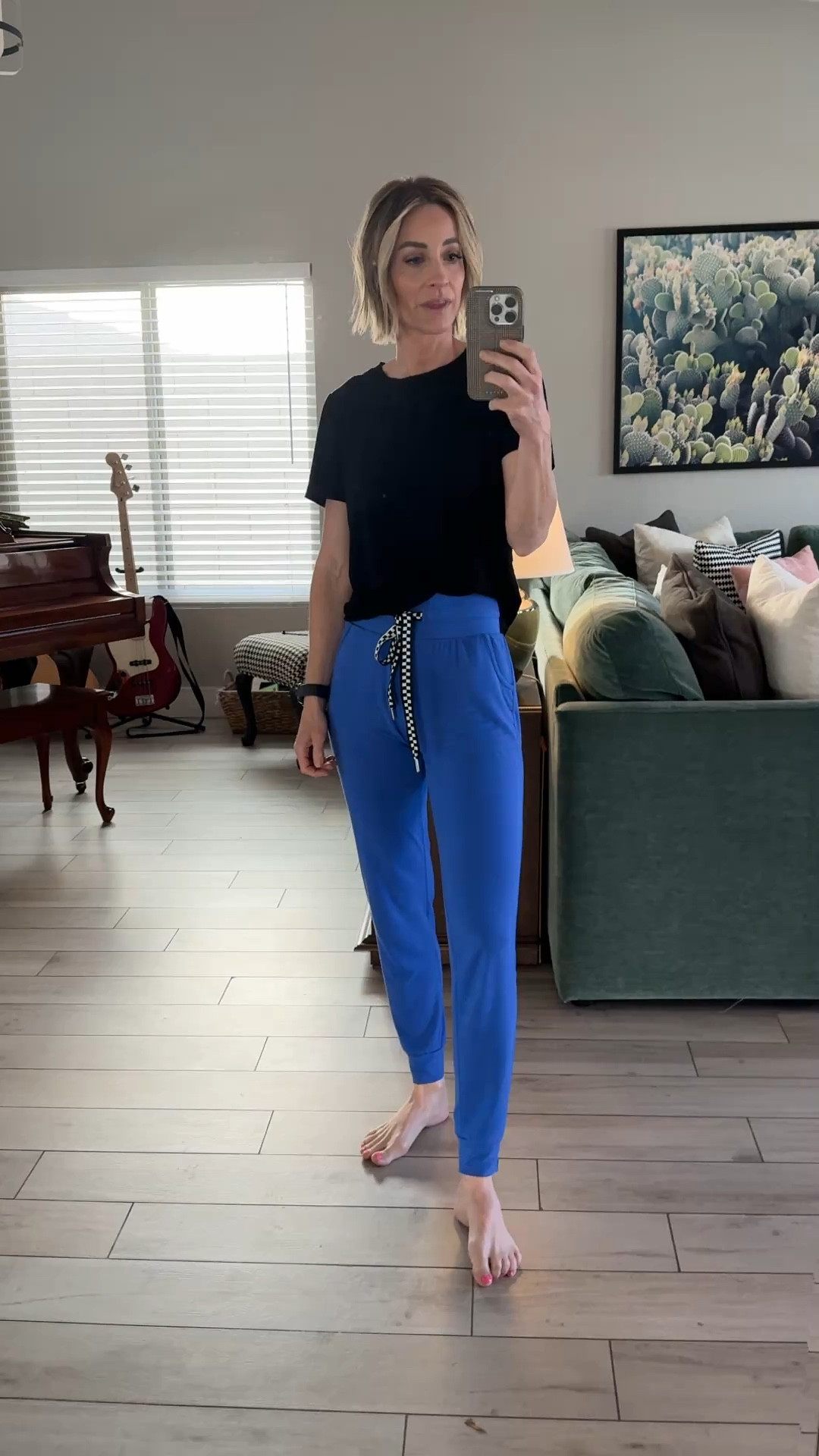 These loungewear sets are HEAVEN. You seriously haven’t had any as comfortable as these - and even better - they come in SHORT sets!