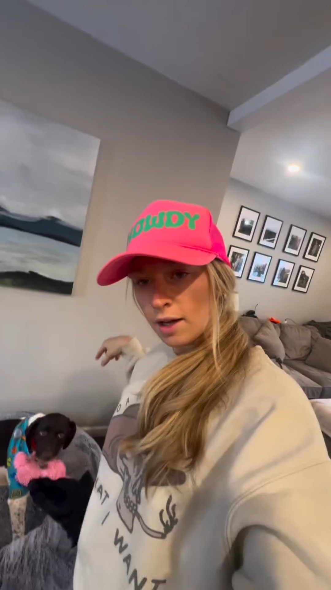 Millie is like DONT GO MOM!!! 
Do you let your dogs roam when you leave? 

#dogmom #doglife #lifewithdogs