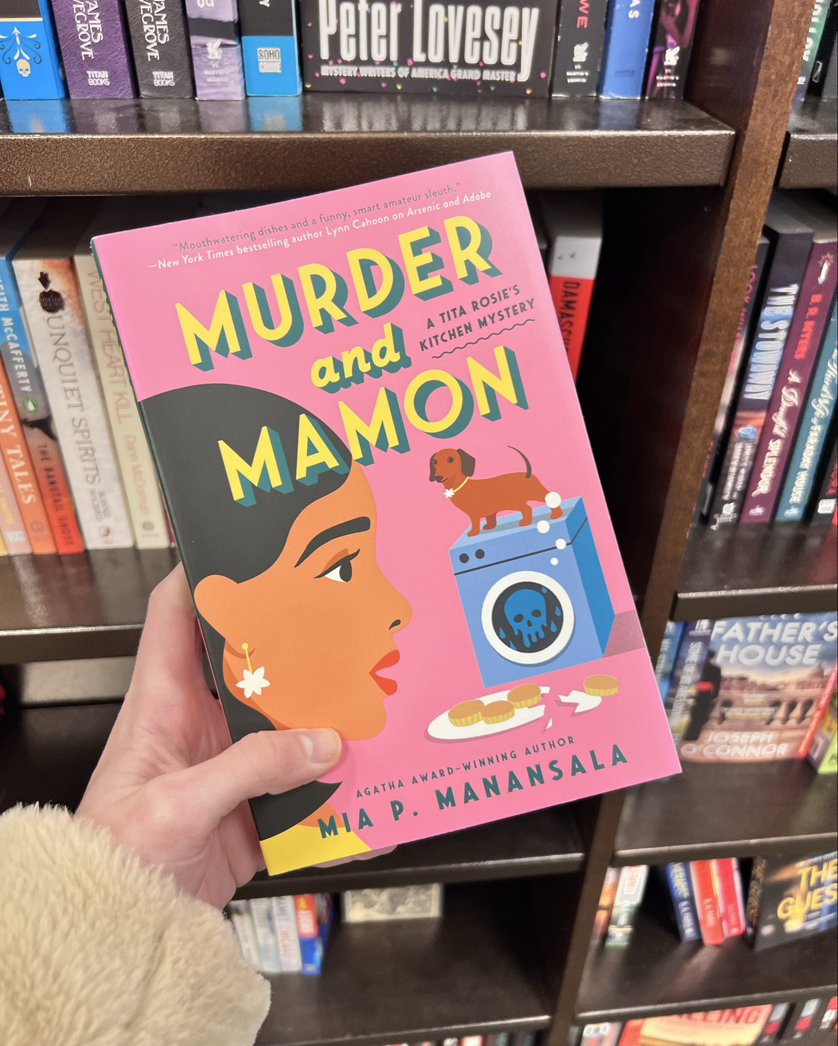 Winter storm reading list loading … 👾🎀✨

#LTKGiftGuide #LTKHome #LTKFindsUnder50