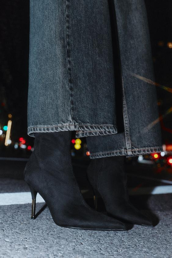 METALLIC HEEL ANKLE BOOTS | Zara US