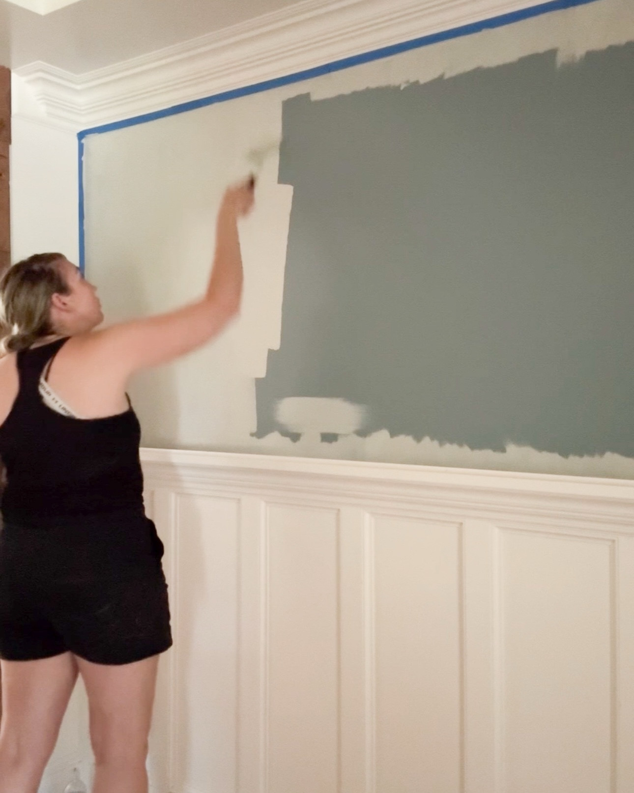 My new favorite paint color: Wedding Band by Magnolia 🤩

Paint Colors:
Wall - Magnolia Wedding Band
Trim - Benjamin Moore Chantilly White

Previous Wall Color: Benjamin Moore Boothbay Gray (full strength) 


#LTKStyleTip #LTKHome #LTKFamily