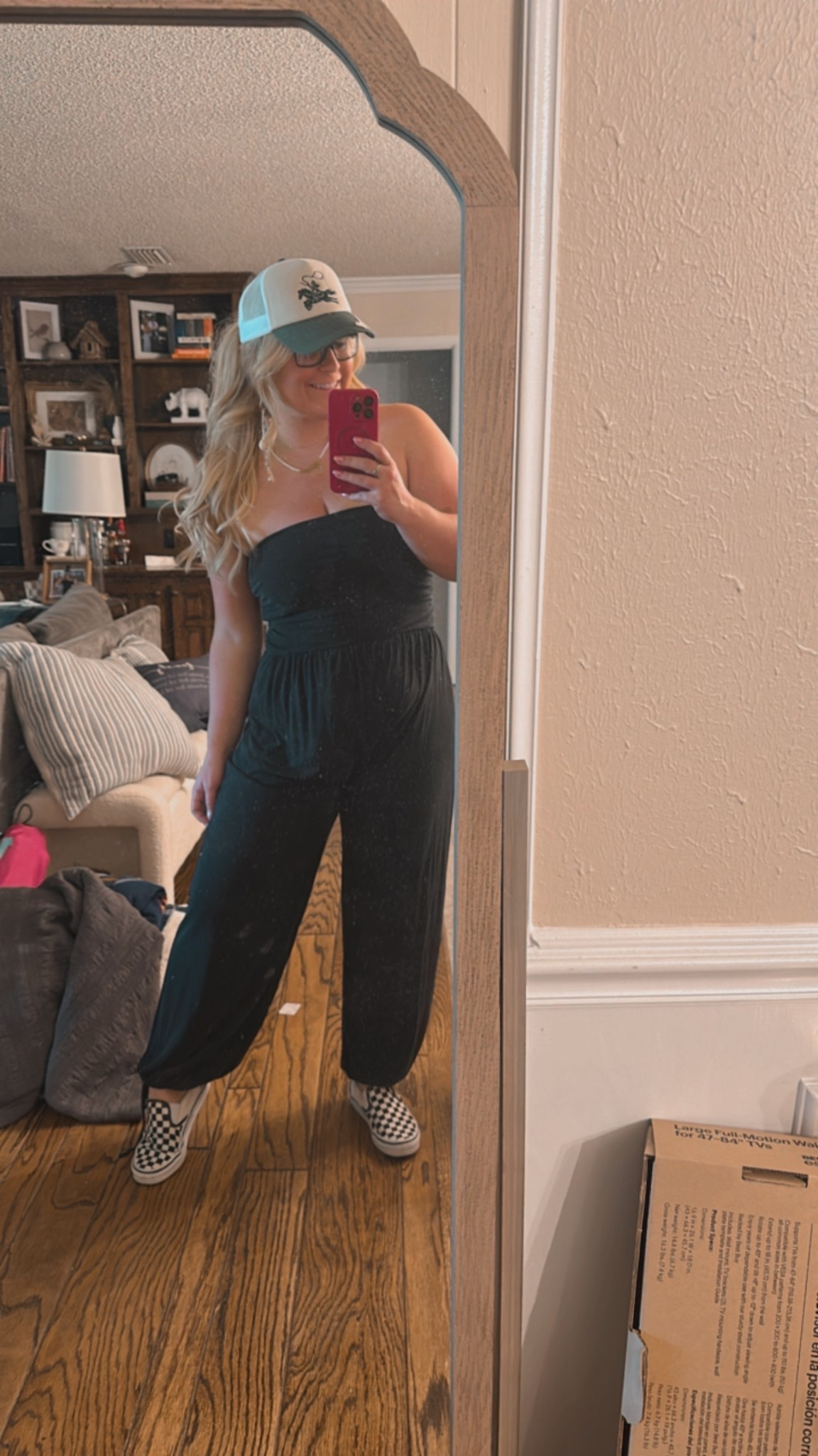 Let’s go pick up the kiddo! 🤍 easy outfit to throw on and go! Or a GREAT Travel outfit! 

#LTKTravel #LTKActive #LTKWatchNow